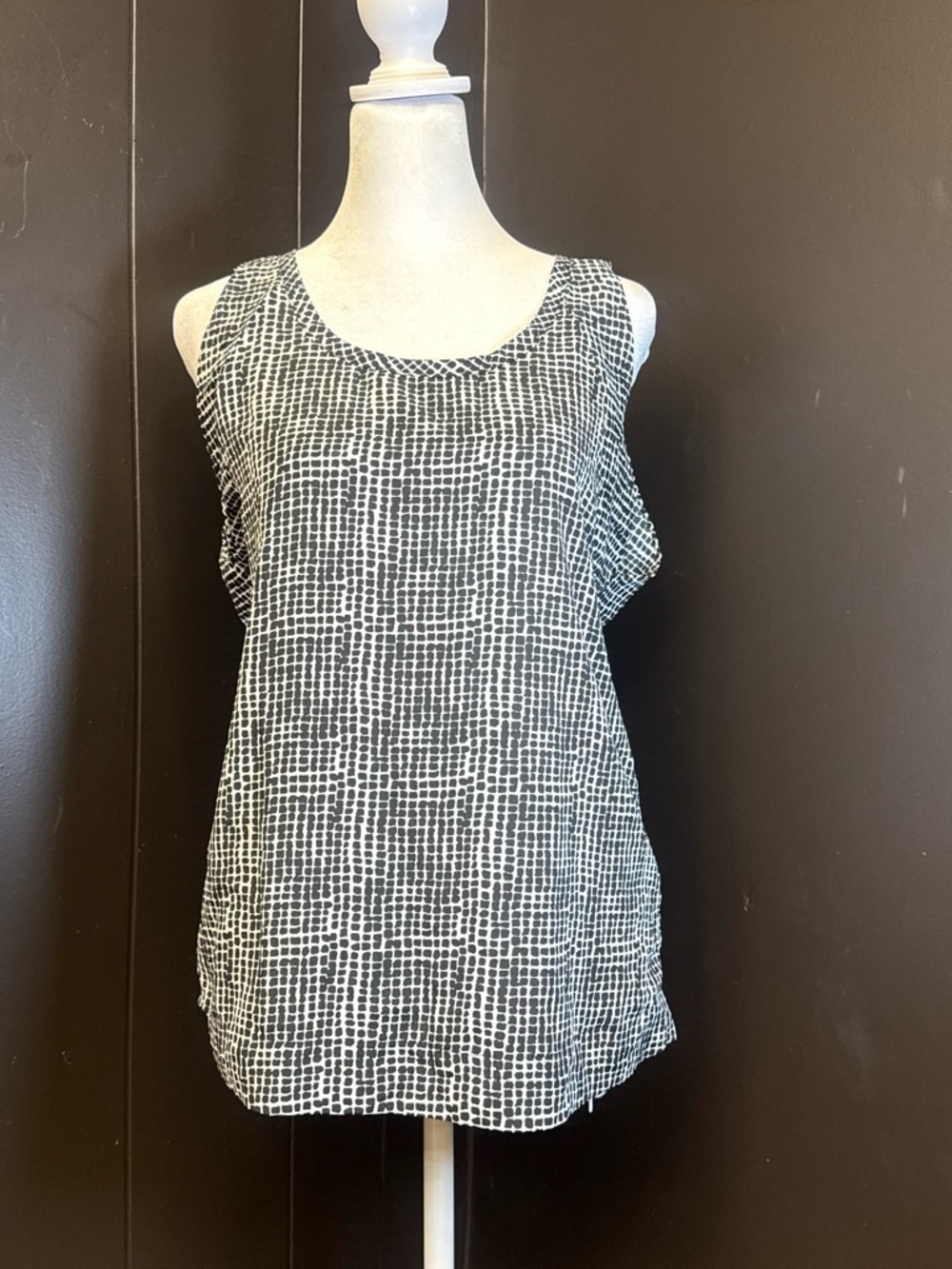 Audrey 3+1 Black & White Grid Scoop Neck Tank